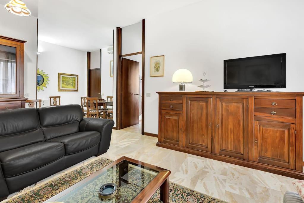 セスト・サン・ジョヴァンニAlessia'S Flat - Sestoアパートメント エクステリア 写真